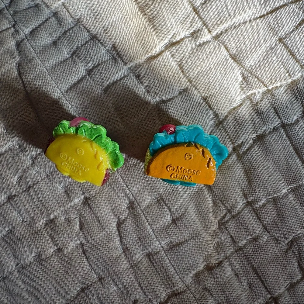Shopkins Yellow and Orange Taco Twins Playset Figures